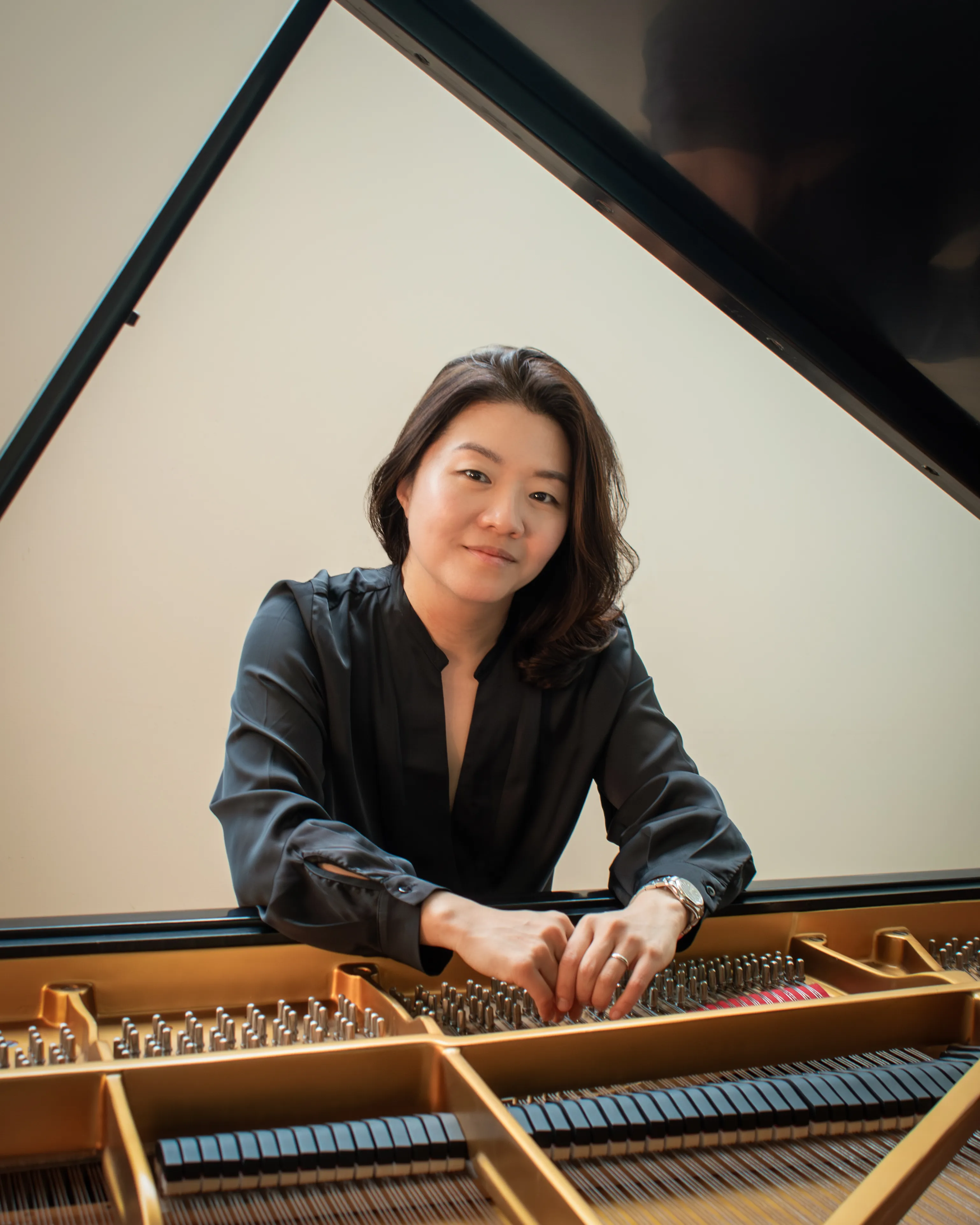 WSO Conductor Mina Kim – photo by Sabrina Kenny copy.webp